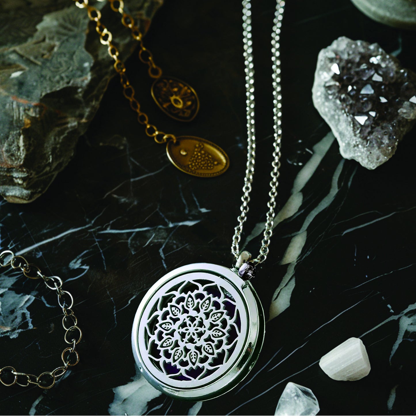 Tarot Card Readings by TruerThings- Detailed Notes and photo proof- Same Day available- experienced psychic, tarot reader- career love money