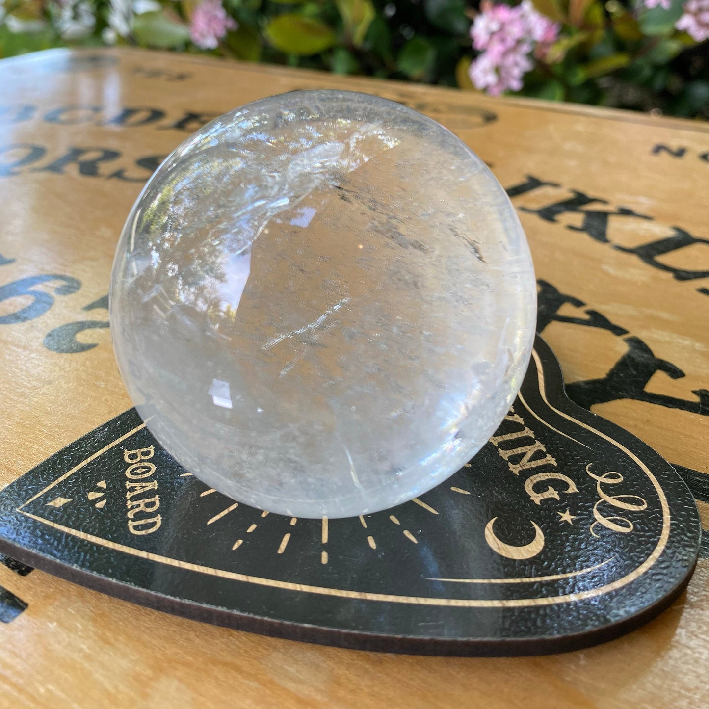 Clear Quartz Crystal Balls & Unique Crystal Ball Stand, Healing Crystal Seer Scrying Ball, Fortune Telling Tool Psychic Spiritual Home Decor