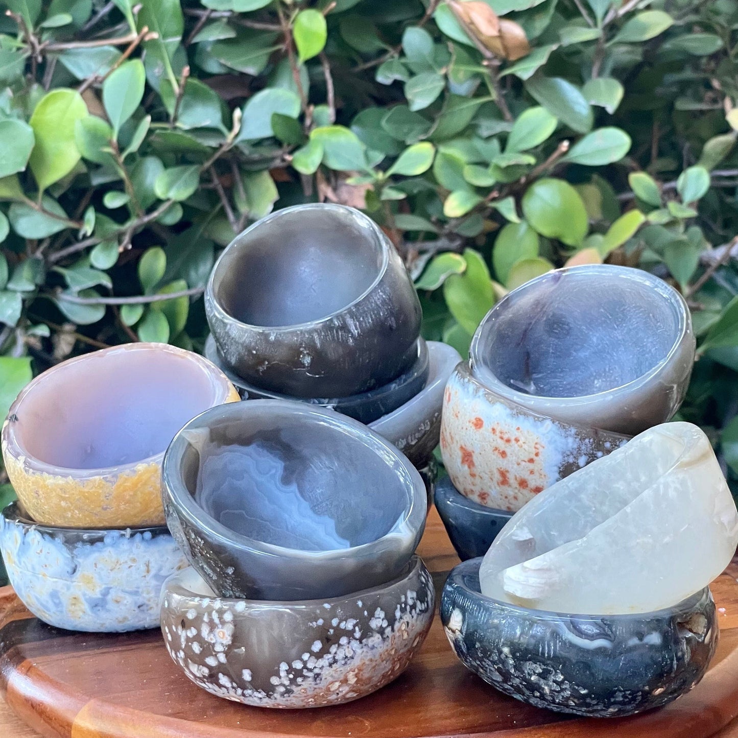 Agate Crystal Smudge Bowls- Crystal Decor Altar Bowls Polished Agate Geode Storage Organization Jewelry Dish, Unique Gift Spiritual Tools